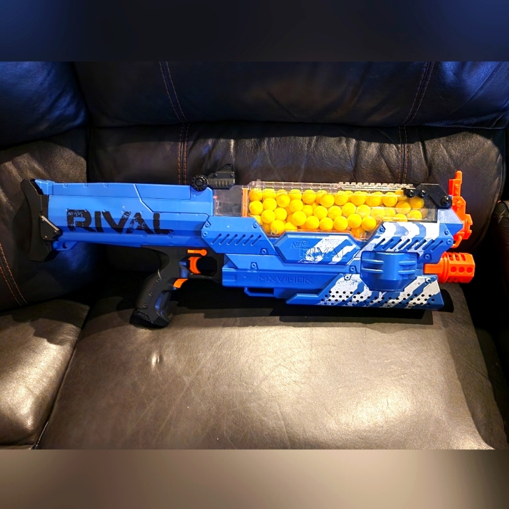 NERF Rival Nemesis MXVII 10K like new.